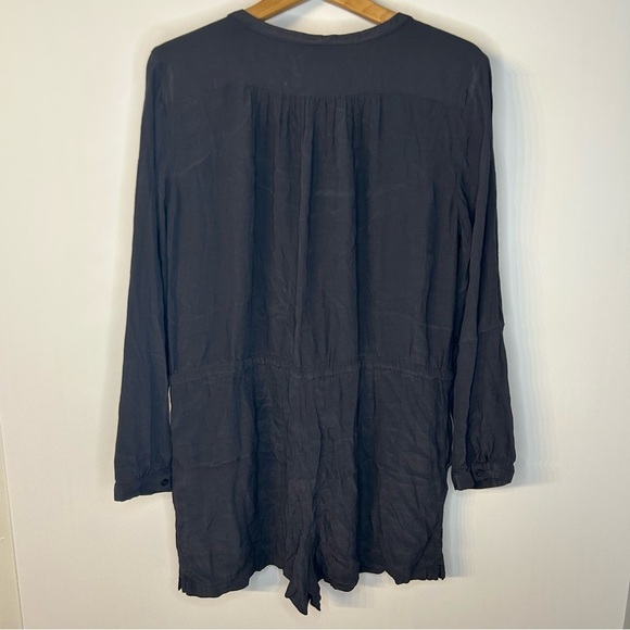 Loft Gray Rayon Romper, L, Long Sleeve, Lace Details, Button Front, Cinch Waist - Picture 5 of 8